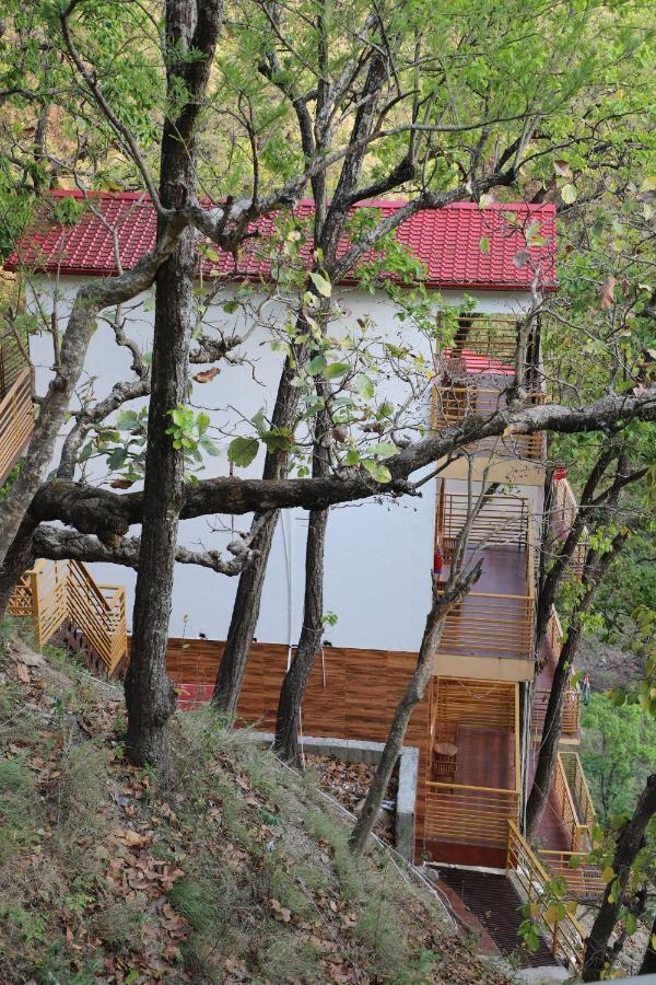 Suryoday Resort Lansdowne Dış mekan fotoğraf